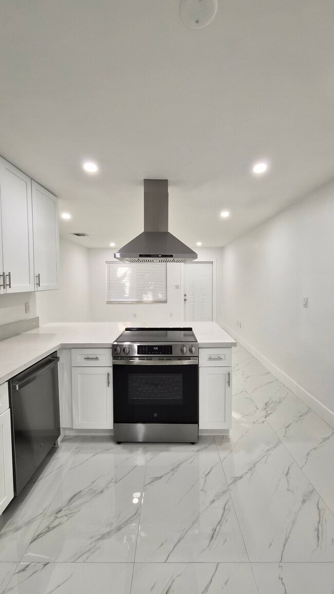 Photo - 1825 Scott St Unidad 1827