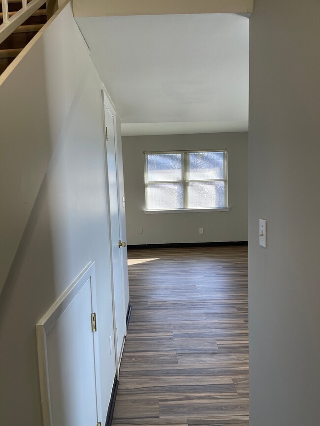 Photo - 1512 11th Ave N