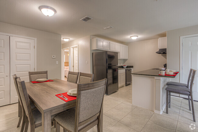 Interior Photo - Bayshore Apartments