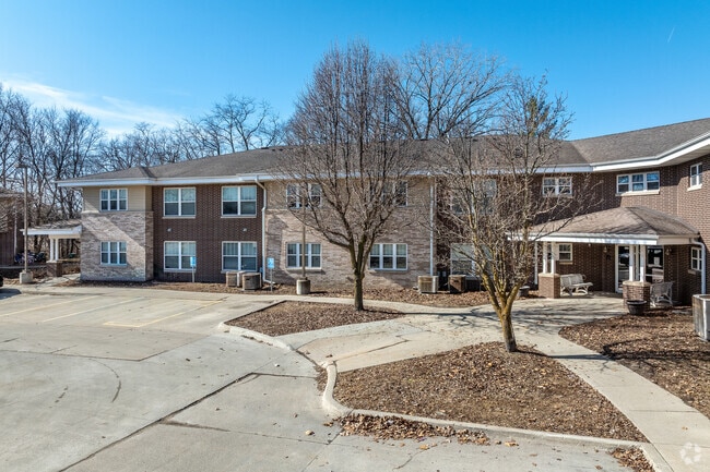 Linden Station Apartments