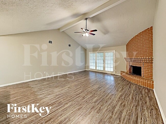 Photo - 7123 Foxmar Ln