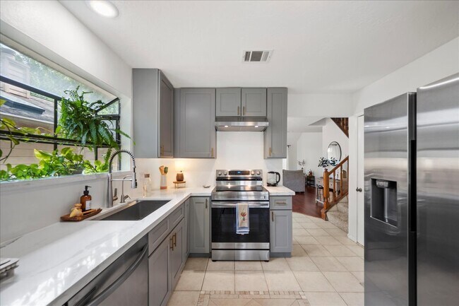 Photo - 7752 High Village Dr