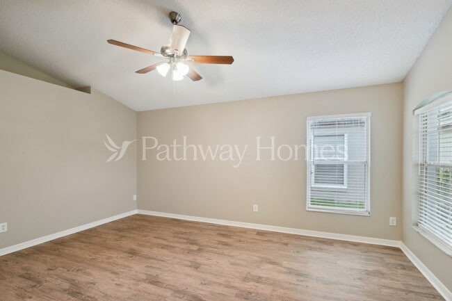 Photo - 8612 Claiborne Ct