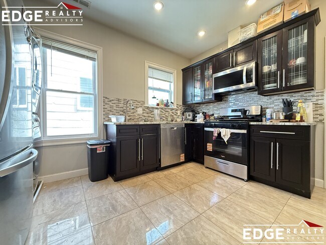 Photo - 83 Newbury St Unit 3