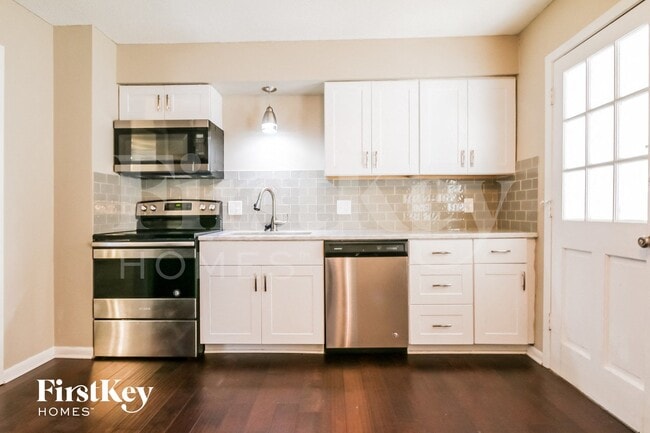 Photo - 5823 NW Aspen Ln