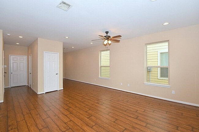 Photo - 17041 Wilthorne Gardens Ct