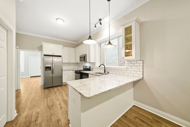 Photo - 1621 W 19th St