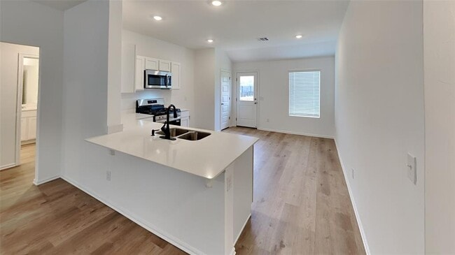 Photo - 504 SW 11th St