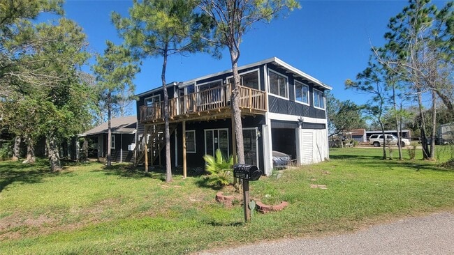 12018 Sandpiper Rd