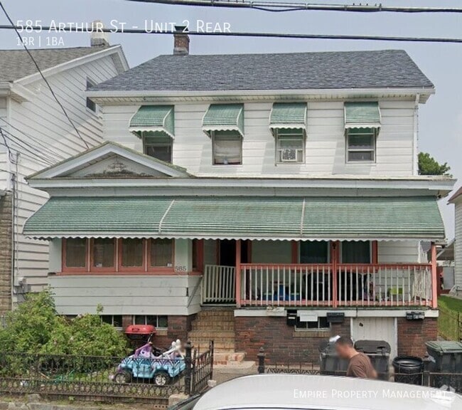 Building Photo - 585 Arthur St Unit 2 Rear Rental