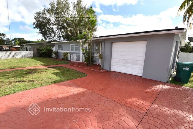 Photo - 998 NW 202nd St