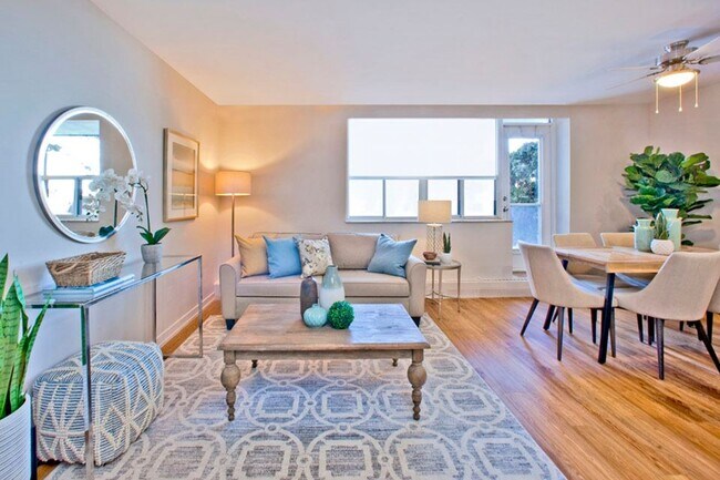 Photo - Prince Court/Princess Manor