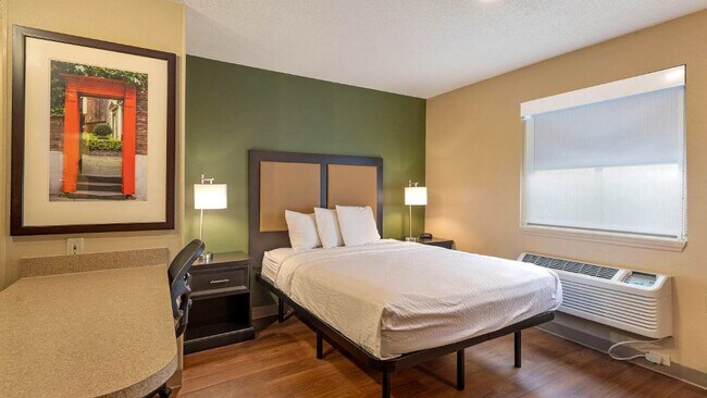 Photo - 5830 Westpark Dr