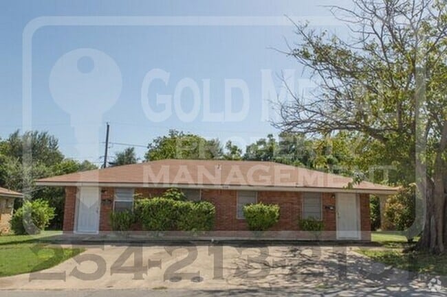 Building Photo - 806 Pecan Cir Unit A Rental