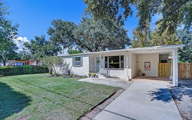 Photo - 7124 Hielo Dr