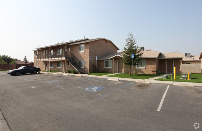 Kristine Apartments - Kristine Apartments
