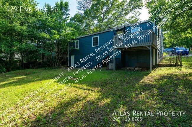 929 5 Mile Rd