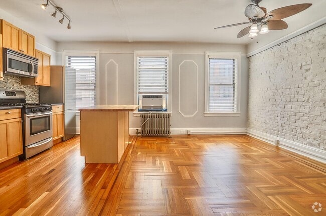 Building Photo - 202 Park Ave Rental