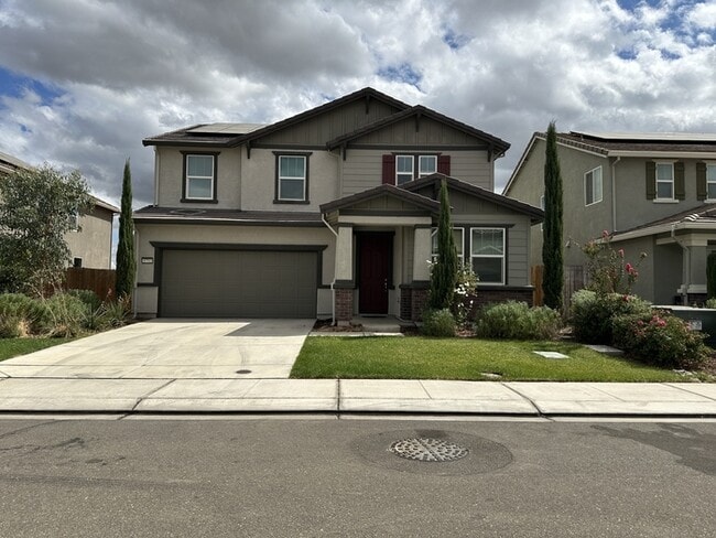 Photo - Manteca 5 Bedroom, 3 Bath Executive Style ...