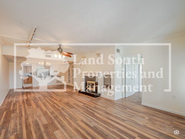 Photo - 1 Lake Hollingsworth Dr