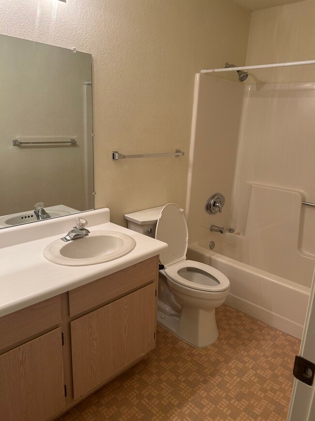 Photo - 2044 Mesquite Ln Unit M203