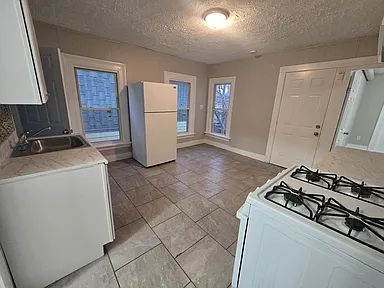 Photo - 187 Wolcott St Unidad #2