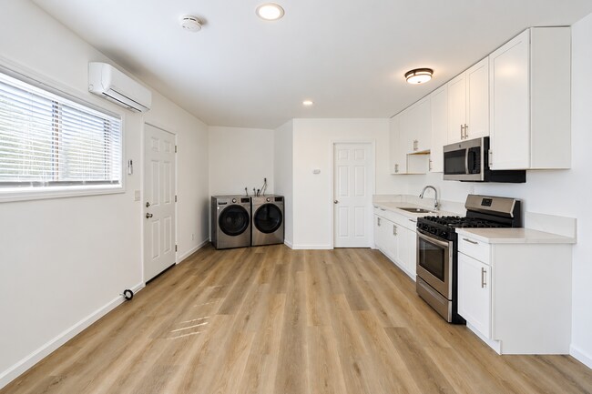 1068 E J St Unit 2