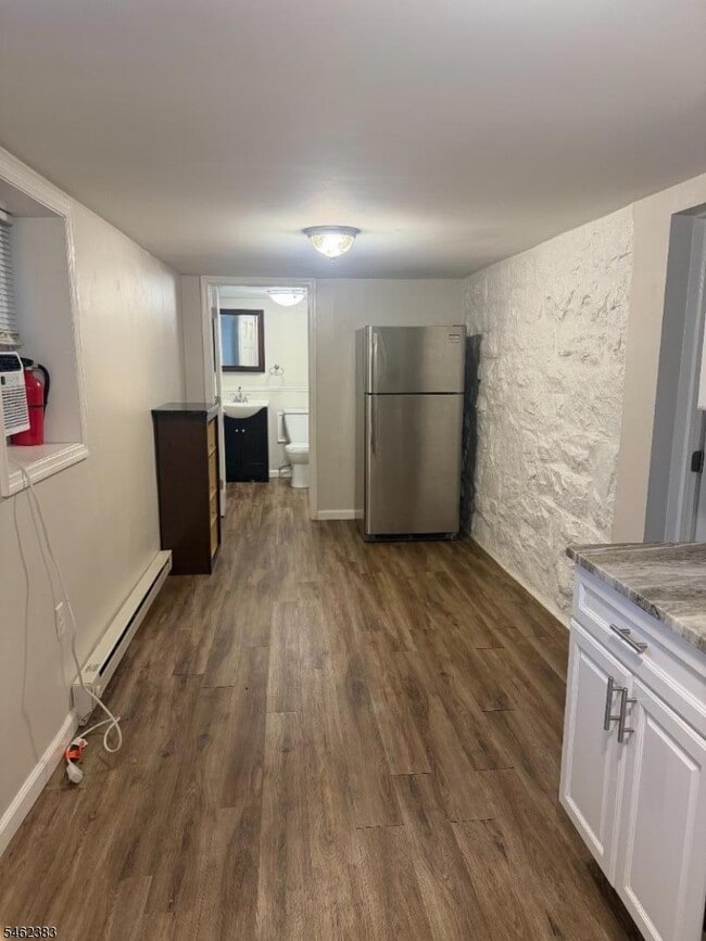 40 King St Unit A