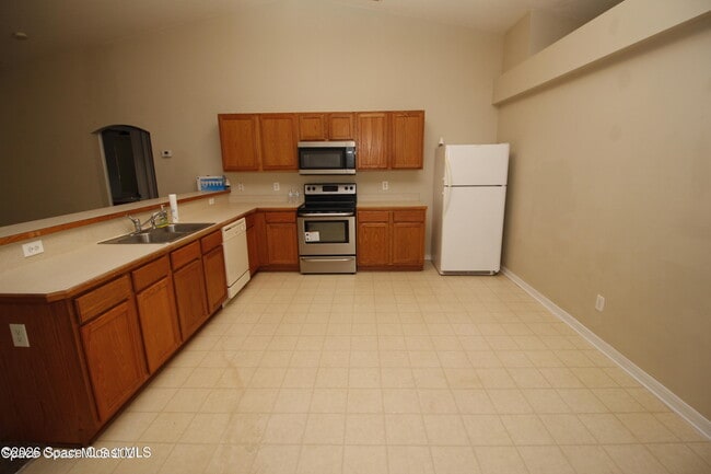 Photo - 1266 Buffing Cir SE