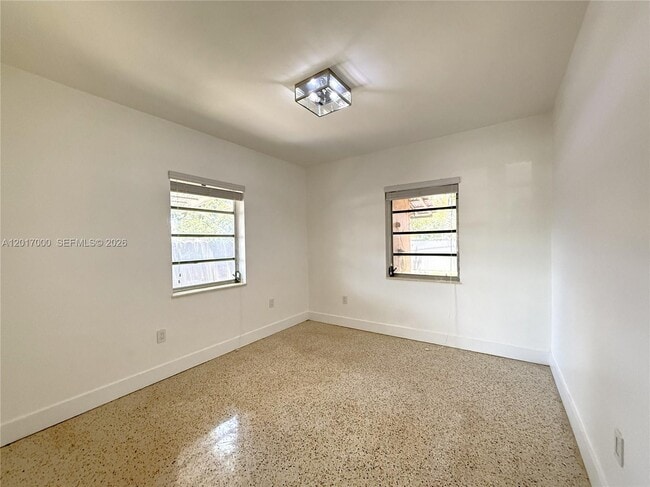 Photo - 155 SW 71st Ave Unit 1