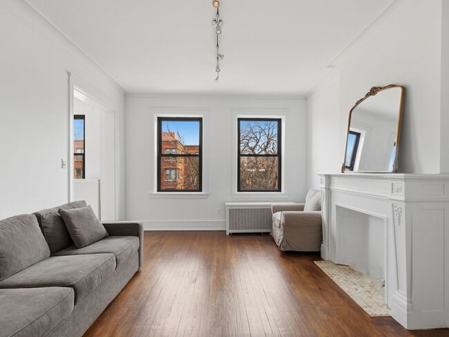 Photo - 5108 S Woodlawn Ave Unit 3G