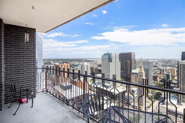 Building Photo - 1020 15th St Unit 41G Rental