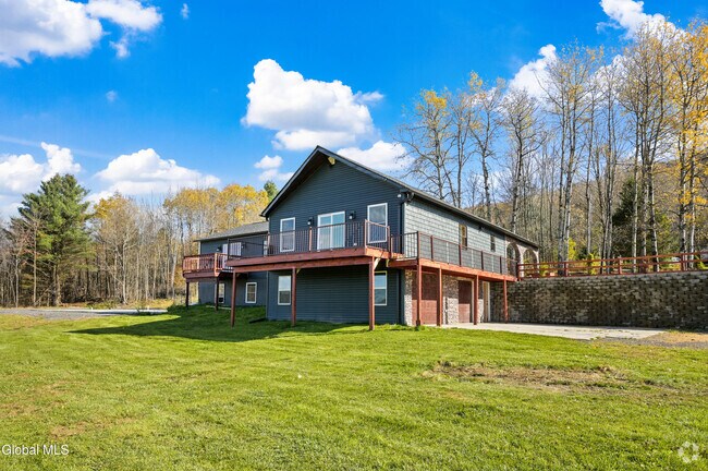 Building Photo - 217 Meade Rd Rental