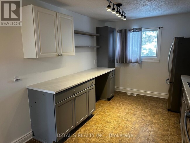 Photo - 733 St Isidore Rd Unité 3