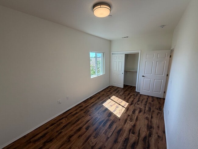 1406D N. Bradley Rd.