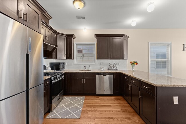 Photo - 23 Reynolds Ave