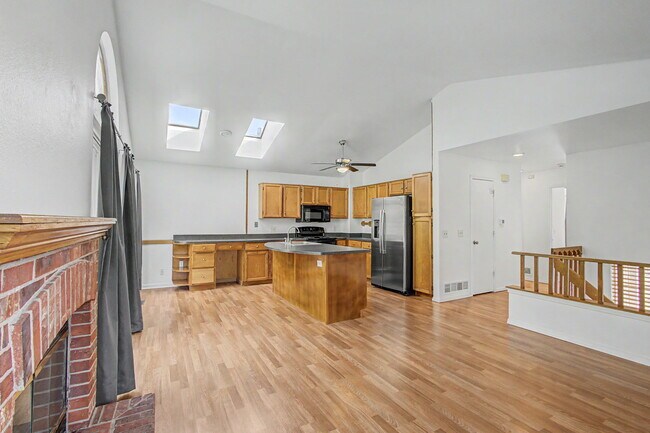 Photo - 3731 Shefield Dr