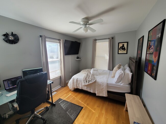 Photo - 100-102 Mountain Ave Unit 1