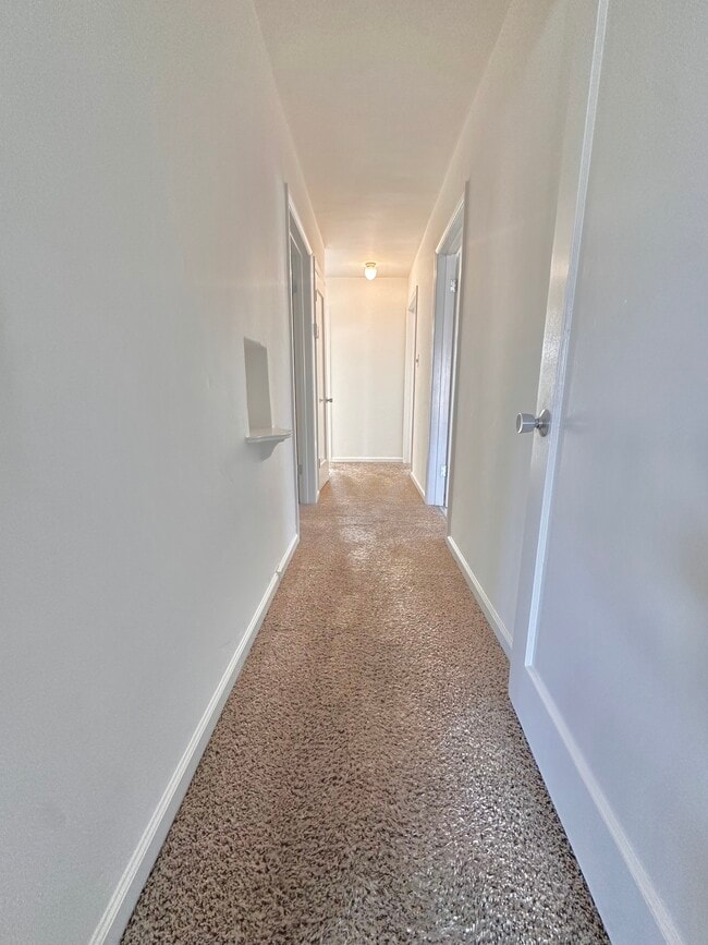 Photo - 82 E Rosemary Ln