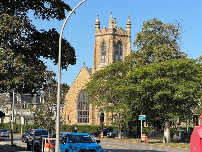 Photo - 183 Mt Auburn St Unit 15