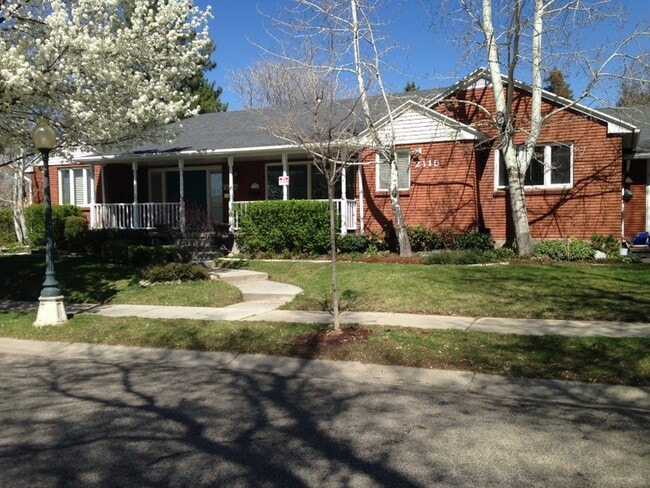 Building Photo - 2115 Browning Ave