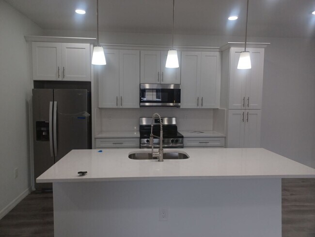 4849-4851 30th St SW - 4849-4851 30th St SW Apartment