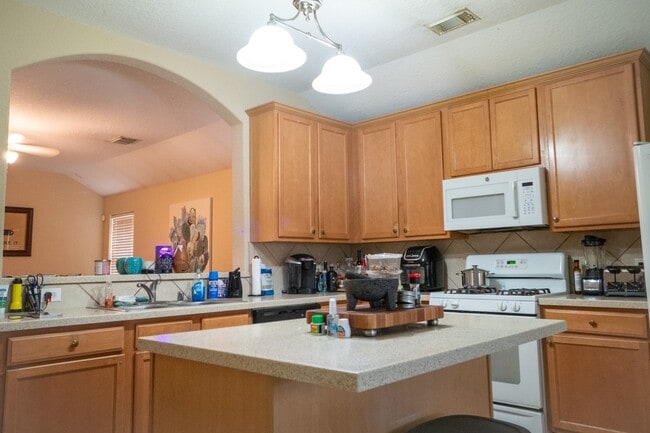 Photo - 11219 Overland Trail Dr