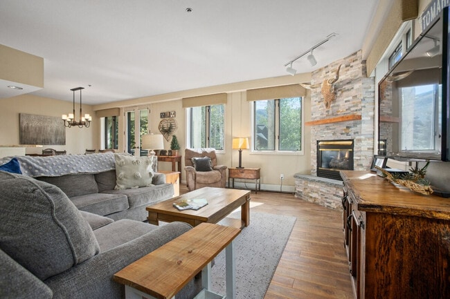 Photo - 1495 Eagle Glen Dr Unit SI ID1564267P