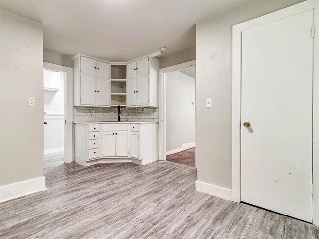 Photo - 1740 NW 11th St Unit D