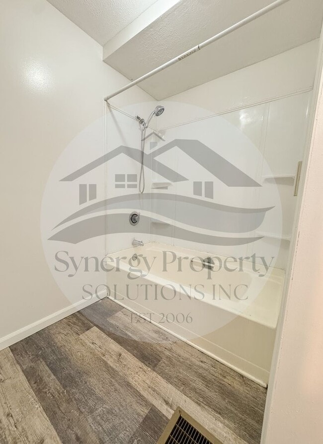 Photo - Large Mansfield Home