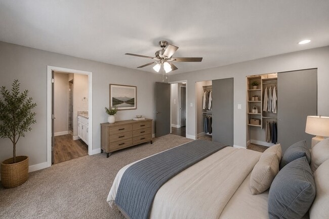 Photo - 7473 Bromley Rd