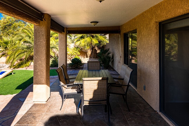 Photo - 3361 Date Row Dr