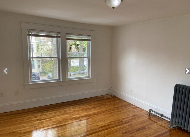 Photo - 24 Dunreath St Unit 2