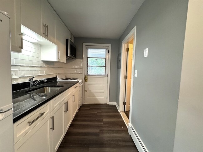 Photo - 23 Burlington St Unit 3